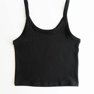ARQ Crop Tank in Black